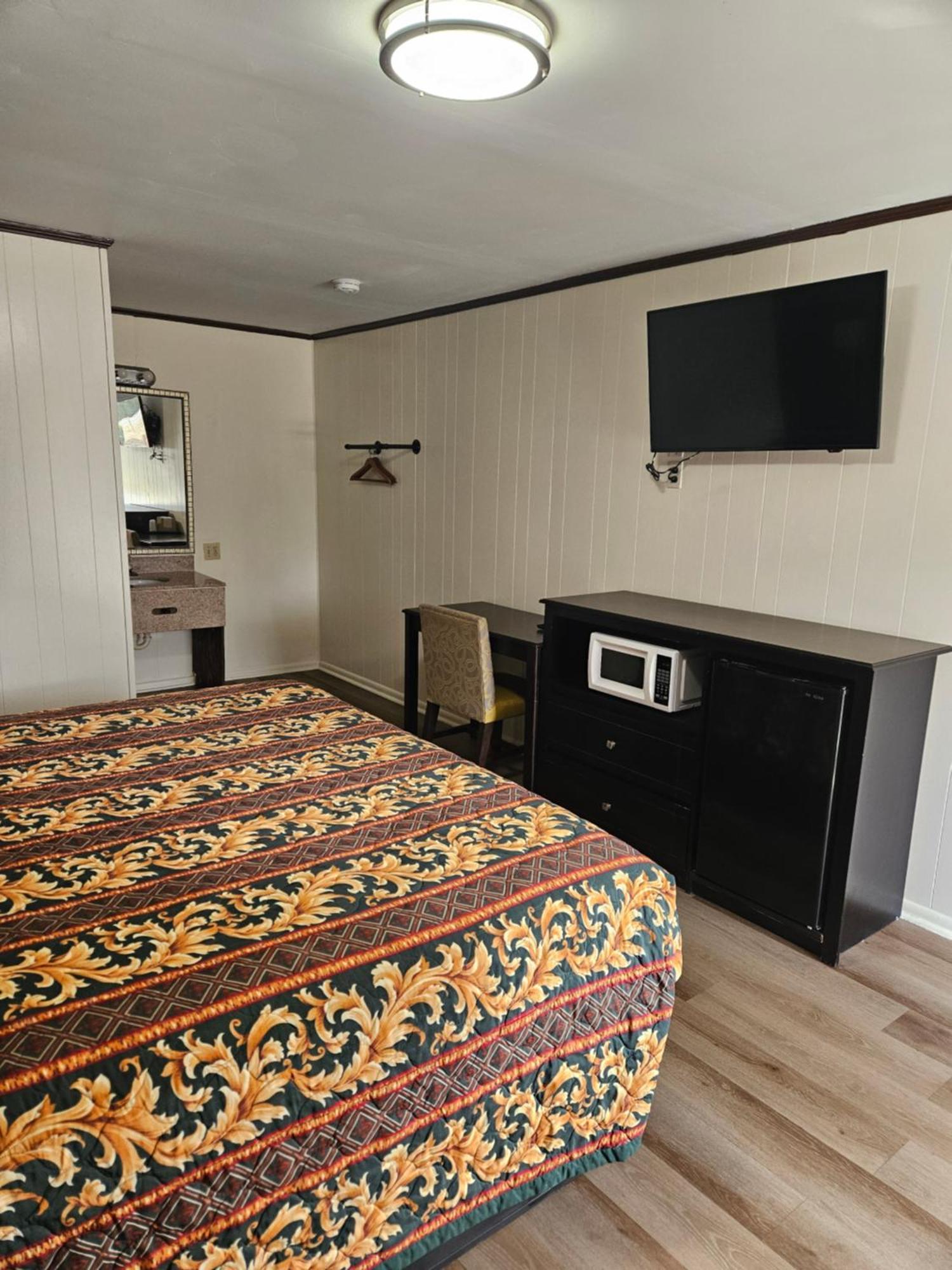 Traveler'S Inn Roanoke Экстерьер фото